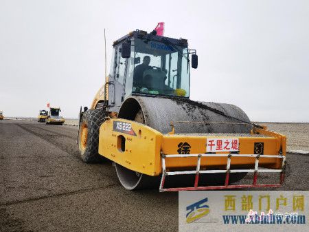 全省各地項目建設掃描嘉峪關爭分奪秒筑坦途(圖1) 全省各地項目建設掃描嘉峪關爭分奪秒筑坦途(圖1)