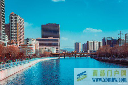 西寧房價三連跌,西寧房價從11000多元跌到10442元,西寧樓市...(圖2) 西寧房價三連跌,西寧房價從11000多元跌到10442元,西寧樓市...(圖2)
