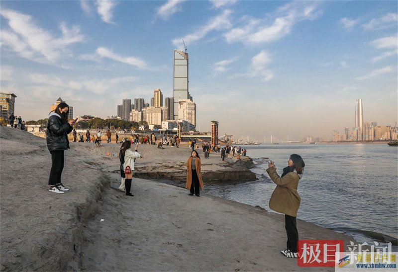 去南岸嘴“看海”享受陽光沙灘(圖1)