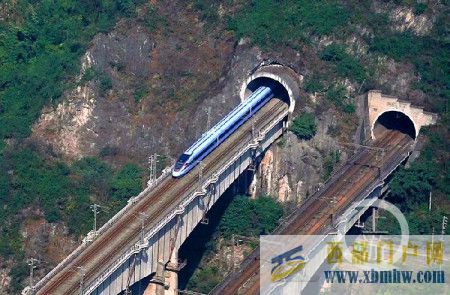 春節好去處北碚新建雞公山觀景臺一眼望盡八座大橋“八...(圖6) 春節好去處北碚新建雞公山觀景臺一眼望盡八座大橋“八...(圖6)
