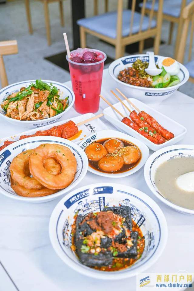 長沙市井小吃集合店,銀川有了!(圖1) 長沙市井小吃集合店,銀川有了!(圖1)