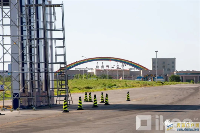 傳言二連浩特公路口岸貨運暫停,蒙外交部辟謠(圖1) 傳言二連浩特公路口岸貨運暫停,蒙外交部辟謠(圖1)