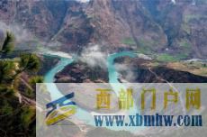 怒江搬遷戶和未搬遷戶的新生活(圖1) 怒江搬遷戶和未搬遷戶的新生活(圖1)