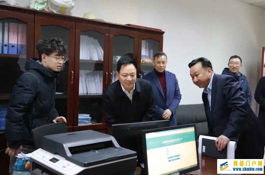 梁平區委書記錢建超:發揮梁平“三農”資源優勢著力穩住農業基本盤(圖1) 梁平區委書記錢建超:發揮梁平“三農”資源優勢著力穩住農業基本盤(圖1)