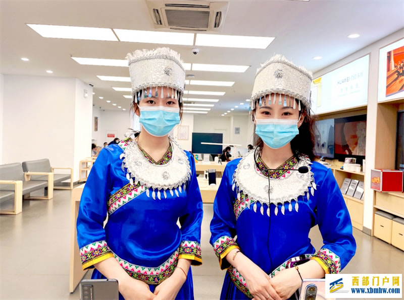 花開(kāi)五月,服務(wù)暖心!貴州華為服務(wù)開(kāi)展侗族特色“采花節(jié)”活動(dòng)(圖1) 花開(kāi)五月,服務(wù)暖心!貴州華為服務(wù)開(kāi)展侗族特色“采花節(jié)”活動(dòng)(圖1)