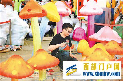 自貢彩燈暢銷(圖1)