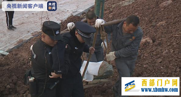 ?四川自貢發現距今1.6億年恐龍化石已運抵自貢恐龍博物館(圖1) ?四川自貢發現距今1.6億年恐龍化石已運抵自貢恐龍博物館(圖1)