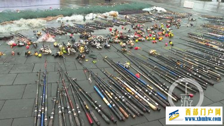 忠縣集中銷毀600余副禁用漁具(圖1) 忠縣集中銷毀600余副禁用漁具(圖1)