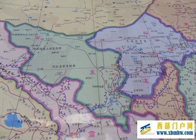 內(nèi)蒙古自治區(qū)建立以后,為何首府城市,必須選擇呼和...(圖9) 內(nèi)蒙古自治區(qū)建立以后,為何首府城市,必須選擇呼和...(圖9)