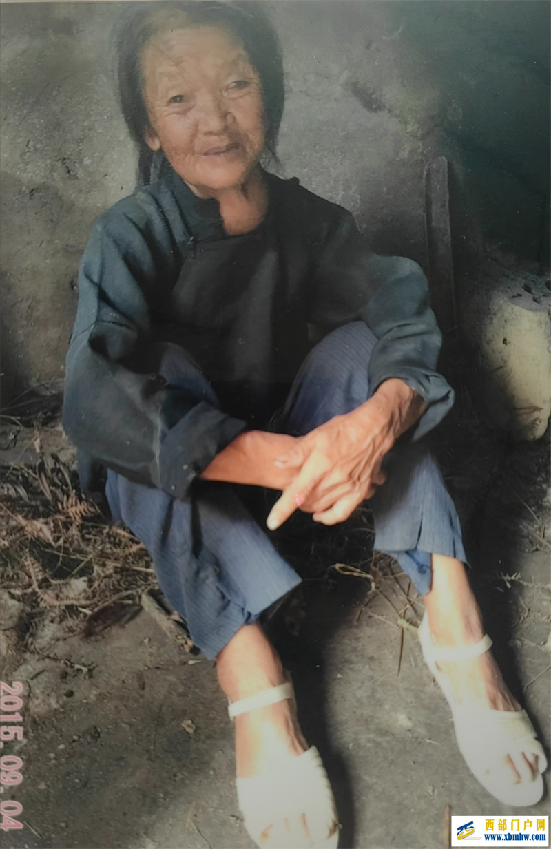 終于找到了!廣西8旬老人被拐37年,養孫女尋親成功(圖1) 終于找到了!廣西8旬老人被拐37年,養孫女尋親成功(圖1)