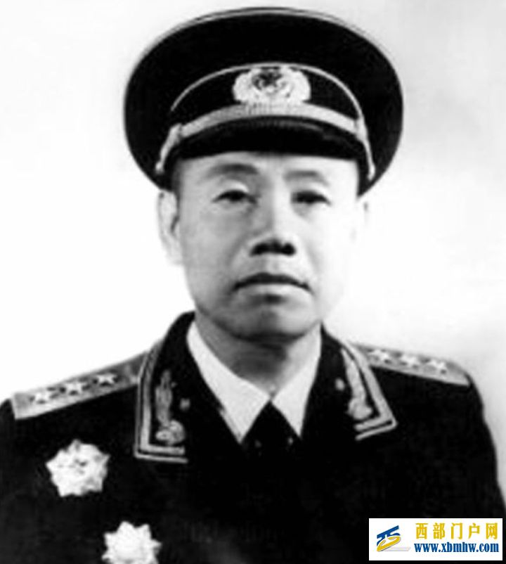延安拖槍離隊(duì)案,6人被判刑,命運(yùn)結(jié)局如何3人授開(kāi)...(圖12) 延安拖槍離隊(duì)案,6人被判刑,命運(yùn)結(jié)局如何3人授開(kāi)...(圖12)