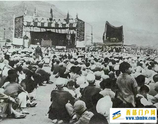 文化77年前,延安是怎樣慶祝抗戰(zhàn)勝利的?(圖1) 文化77年前,延安是怎樣慶祝抗戰(zhàn)勝利的?(圖1)