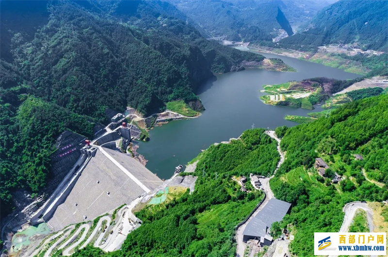 四川巴中紅魚洞水庫正式投運(yùn)系渠江上游首個全面發(fā)揮防洪效益的重大水利項(xiàng)目(圖1) 四川巴中紅魚洞水庫正式投運(yùn)系渠江上游首個全面發(fā)揮防洪效益的重大水利項(xiàng)目(圖1)