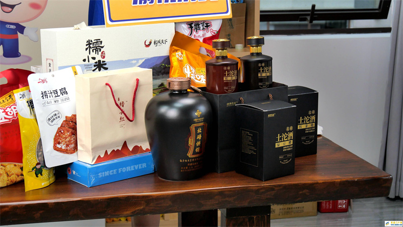 北碚本地“農貨”受熱捧｜一小時內2000份北碚特色農副產品售罄(圖2)